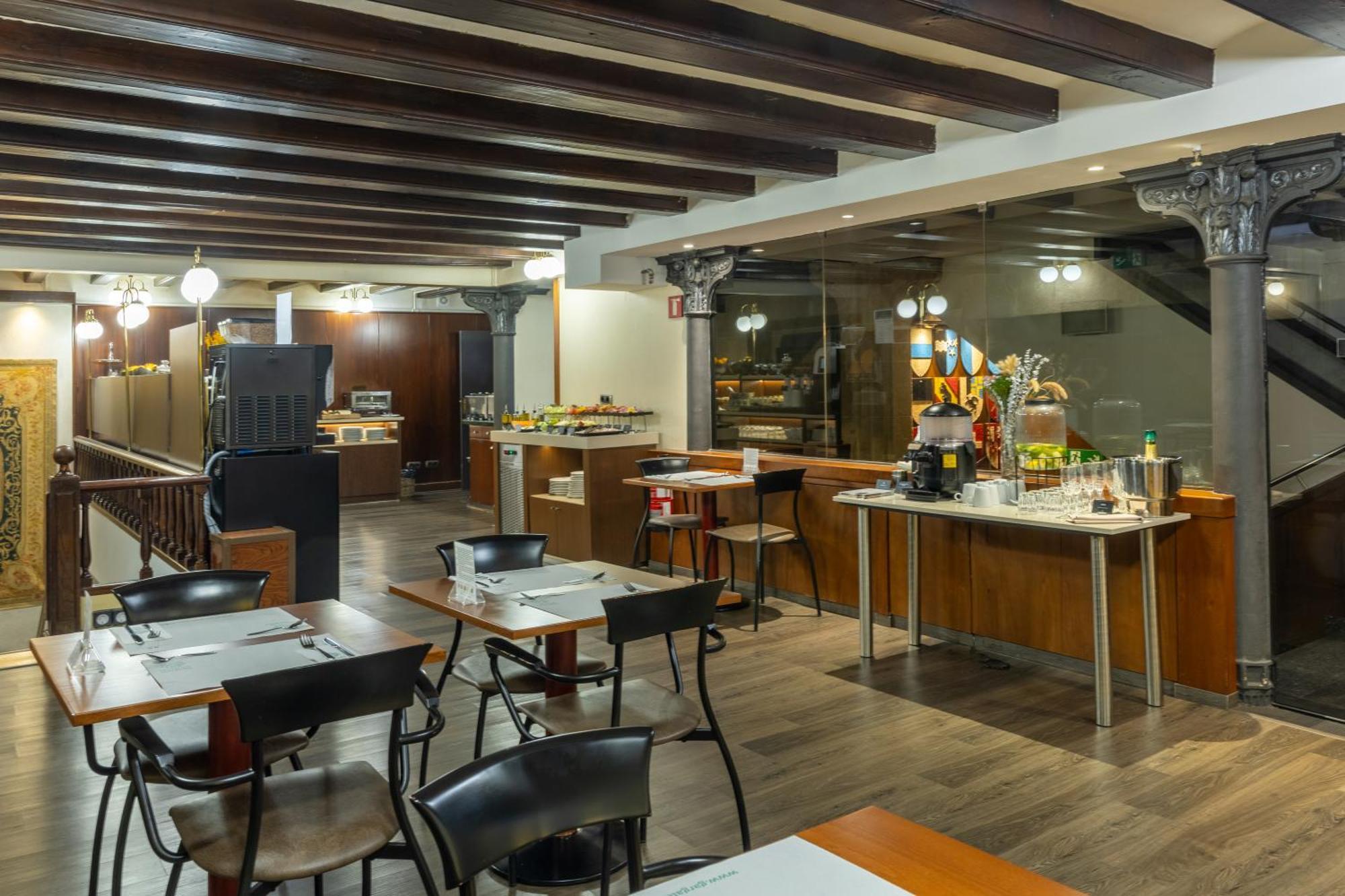 Hotel Suizo Barcelona Luaran gambar