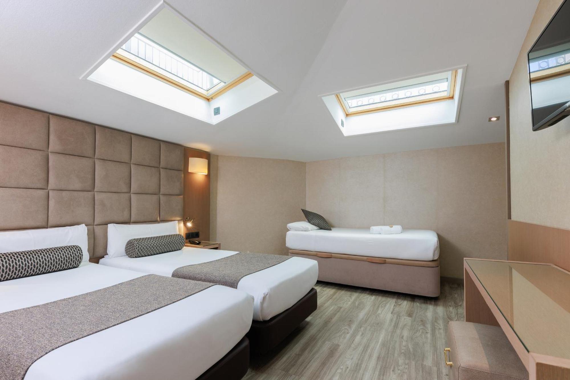 Hotel Suizo Barcelona Luaran gambar