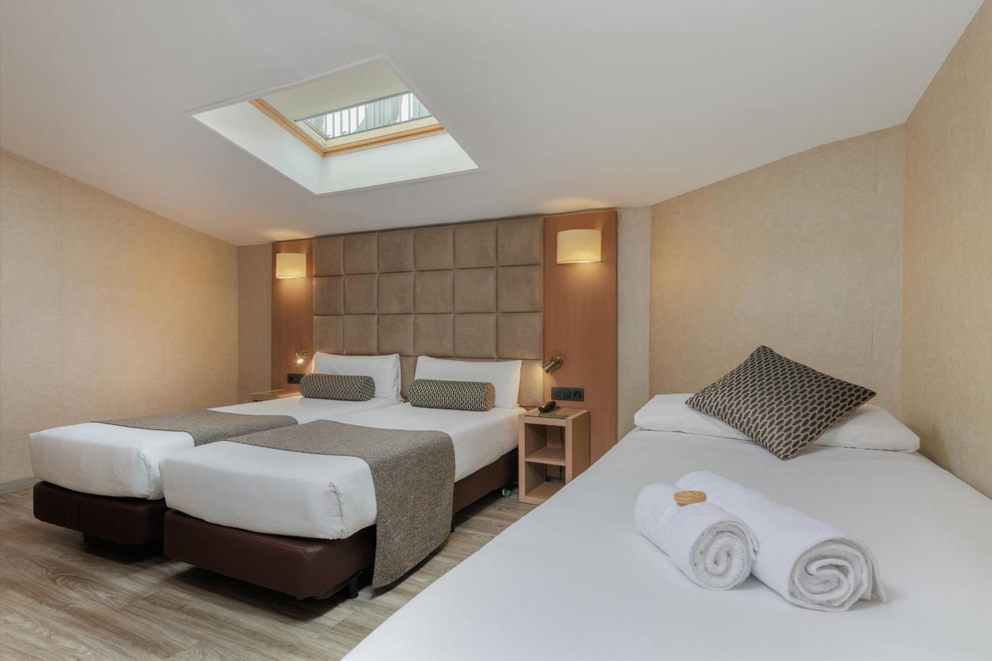 Hotel Suizo Barcelona Bilik gambar