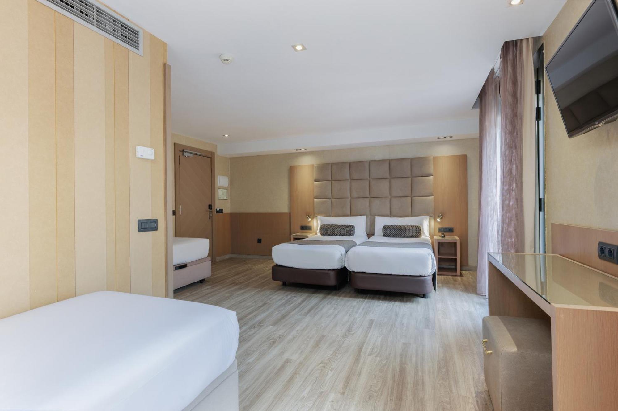 Hotel Suizo Barcelona Luaran gambar
